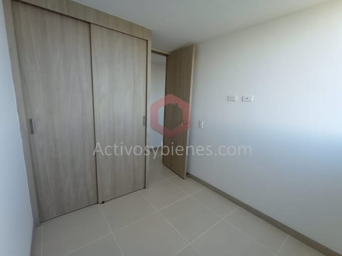 Apartamento de 3 alcobas en venta en Centro, Rionegro, 56 m² · foto 6 de 24