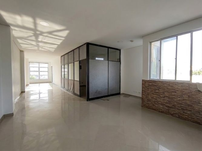 Oficina en arriendo en Manga, Cartagena, 95 m² · foto 3 de 6