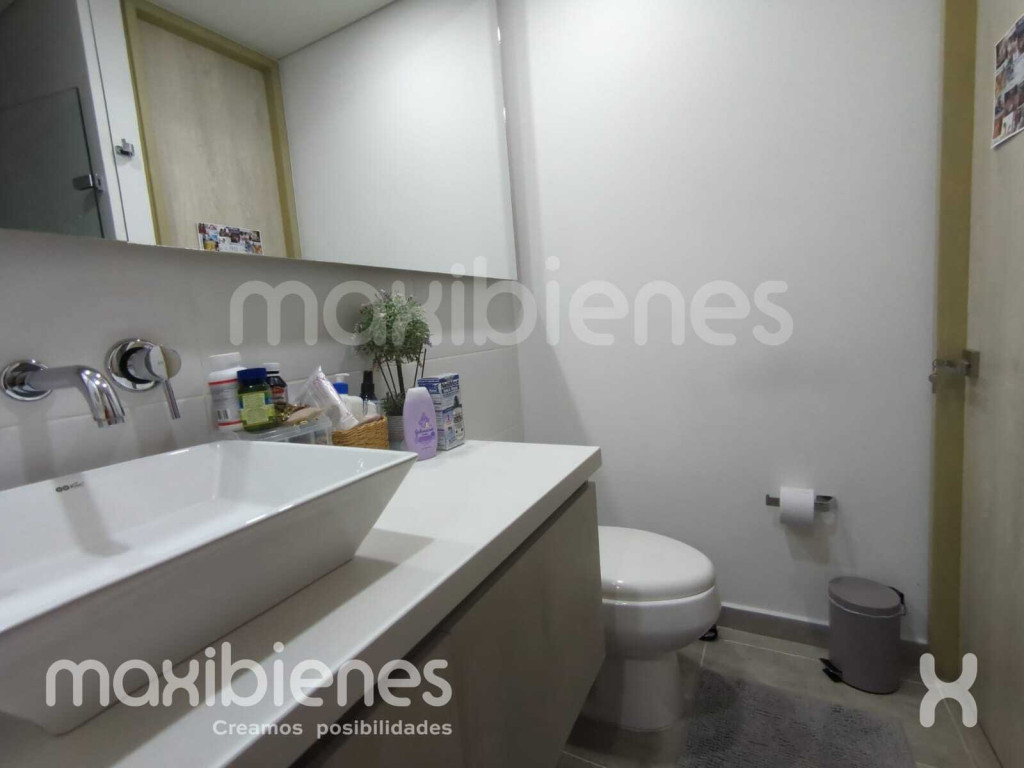 Apartamento en arriendo en Loma De Las Brujas, Envigado · foto 9 de 10