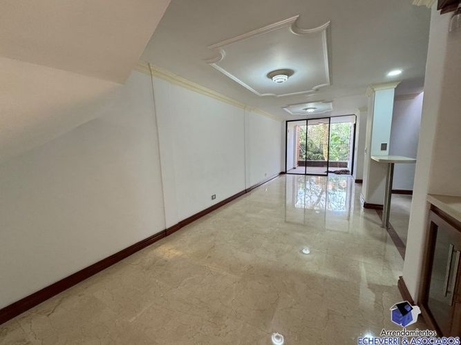 Casa de 3 alcobas en venta en El Dorado, Envigado, 170 m² · foto 16 de 16