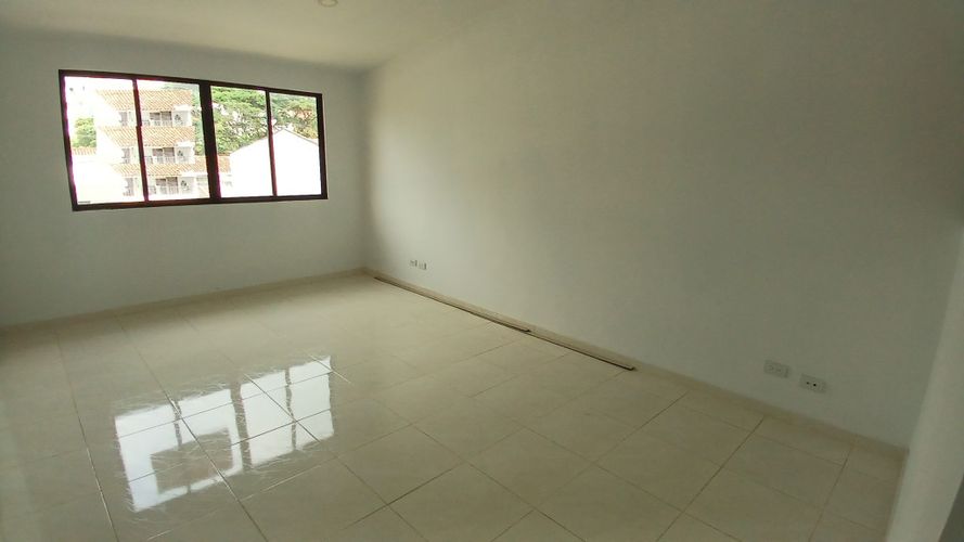 Edificio en venta en Mayapan Las Vegas, Cali, 689 m² · foto 15 de 24
