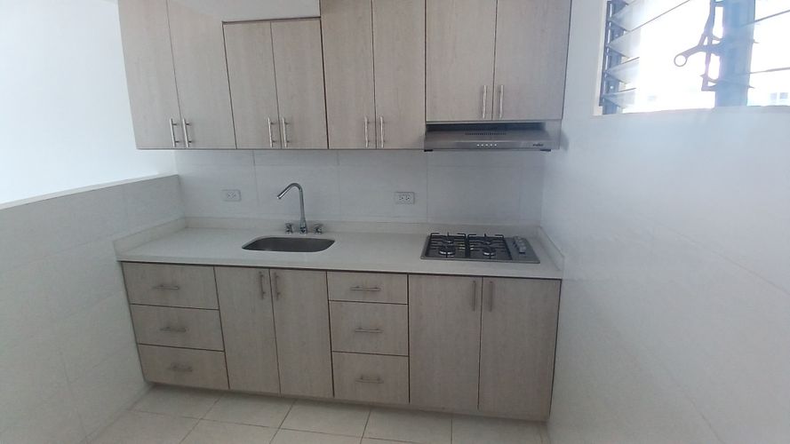 Edificio en venta en Mayapan Las Vegas, Cali, 689 m² · foto 16 de 24
