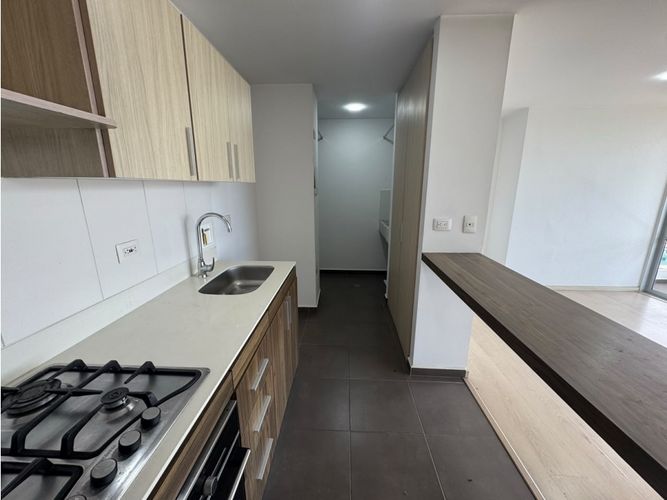 Apartamento en venta en Quebrada Grande, La Estrella · foto 2 de 11
