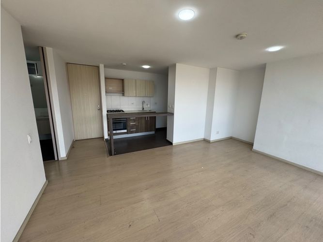 Apartamento en venta en Quebrada Grande, La Estrella · foto 3 de 11
