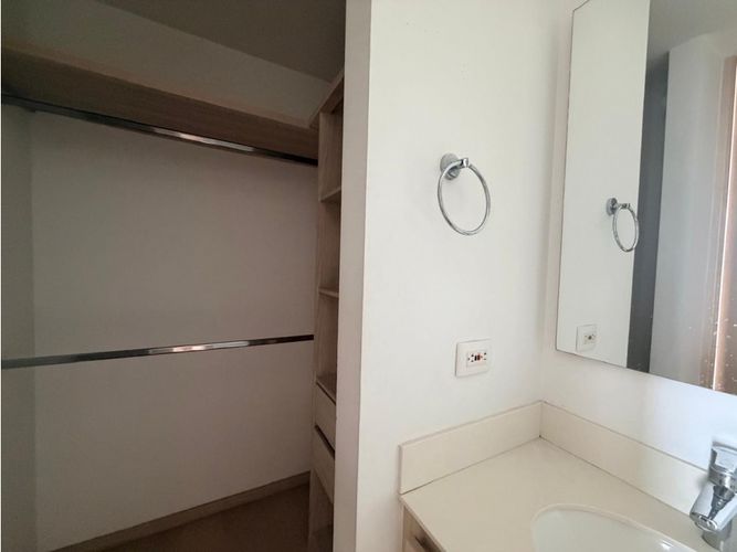 Apartamento en venta en Quebrada Grande, La Estrella · foto 10 de 11