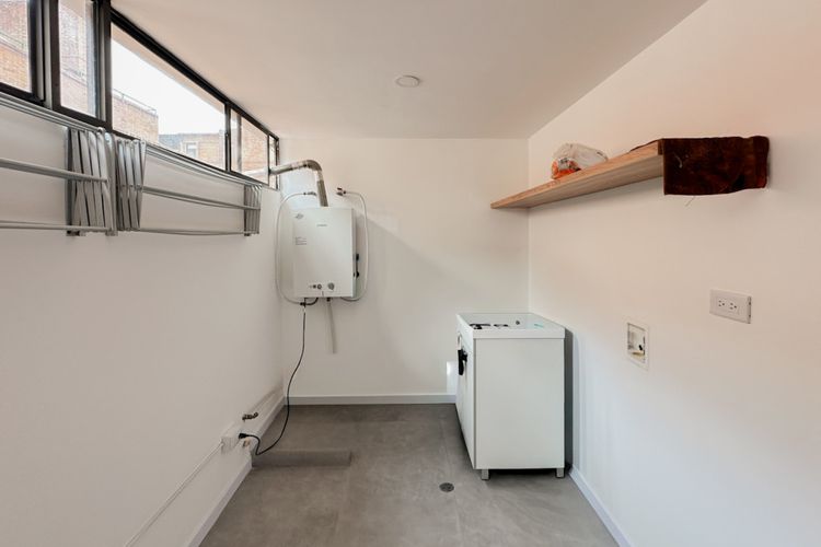 Apartamento de 3 alcobas en venta en Chico Norte, Bogotá, 280 m² · foto 8 de 24