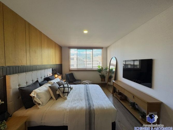 Apartamento de 3 alcobas en venta en La Cuenca, Envigado, 83 m² · foto 3 de 16