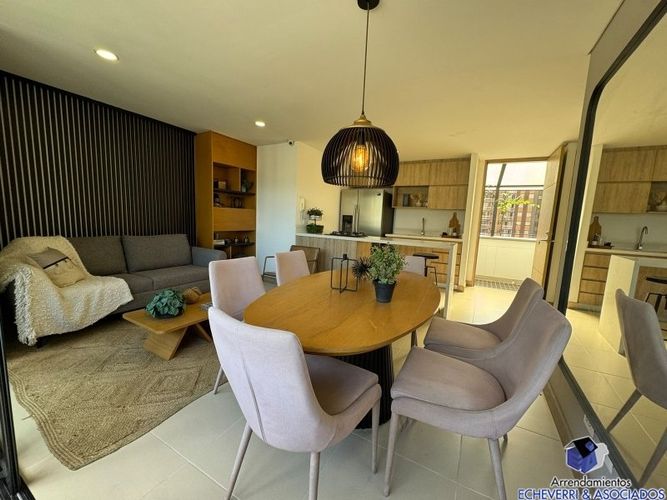 Apartamento de 3 alcobas en venta en La Cuenca, Envigado, 83 m² · foto 11 de 16