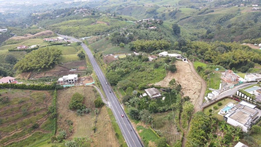 Lote en venta en Condina, Pereira, 2700 m² · foto 4 de 6
