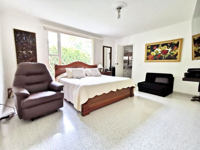 Oficina en venta en El Poblado, Medellín, 551 m² · foto 5 de 11