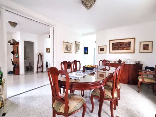Oficina en venta en El Poblado, Medellín, 551 m² · foto 6 de 11