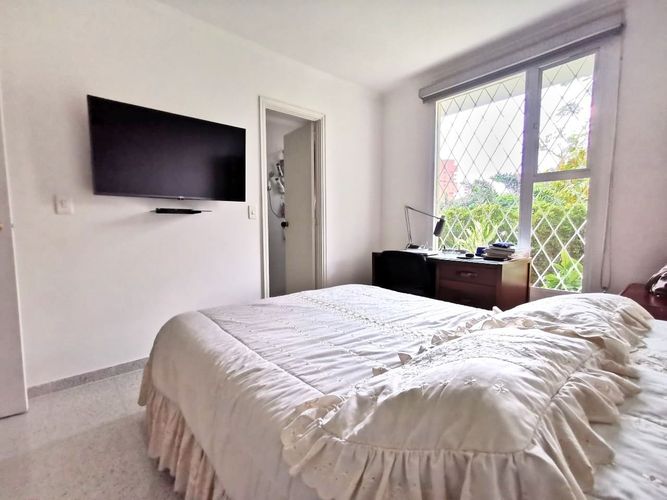 Oficina en venta en El Poblado, Medellín, 551 m² · foto 7 de 11