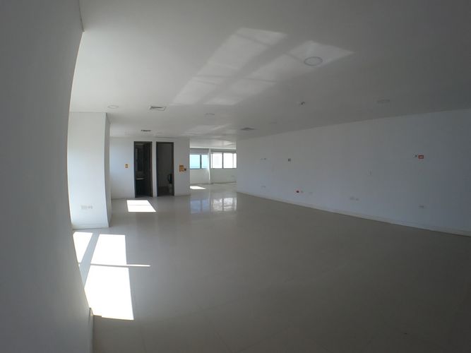 Oficina en arriendo en Bocagrande, Cartagena, 114 m² · foto 3 de 13