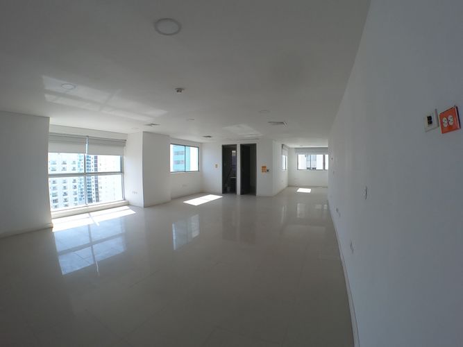 Oficina en arriendo en Bocagrande, Cartagena, 114 m² · foto 5 de 13