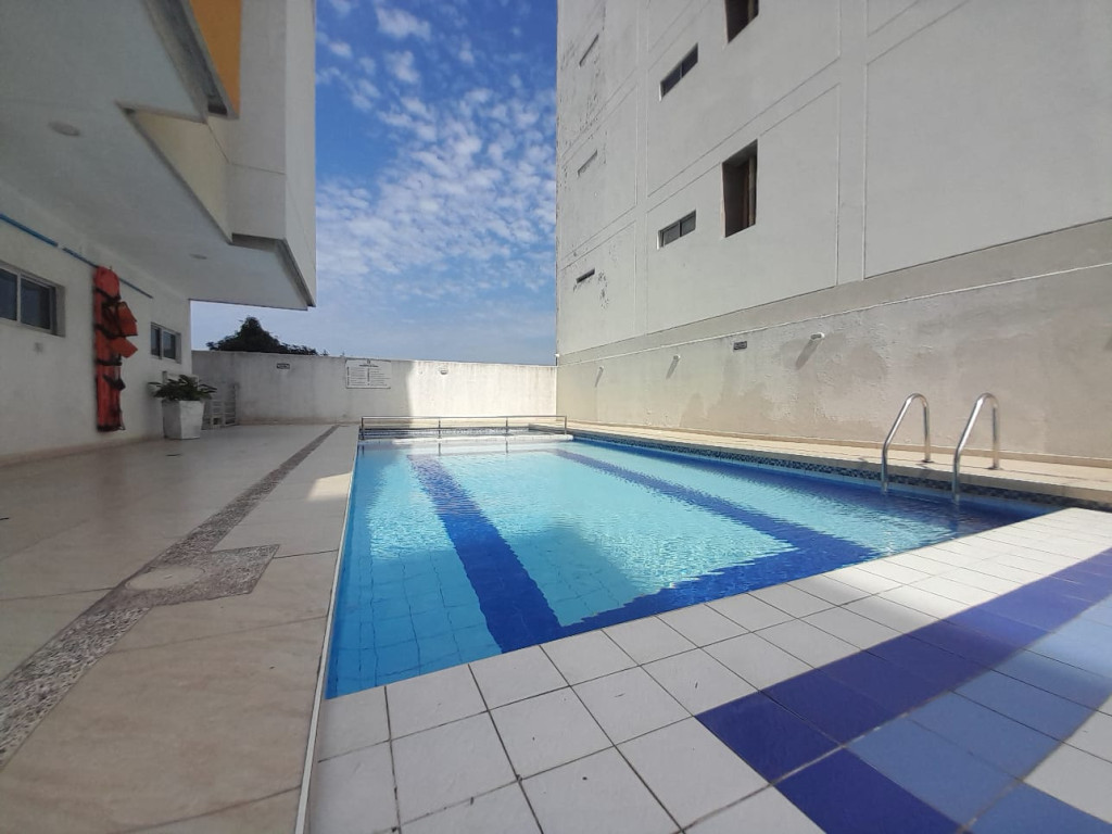 Apartamento en venta en El Recreo, Cartagena · foto 2 de 23