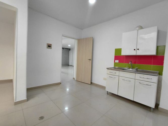 Local en arriendo en Champagnat, Cali, 360 m² · foto 6 de 24