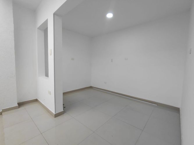 Local en arriendo en Champagnat, Cali, 360 m² · foto 7 de 24
