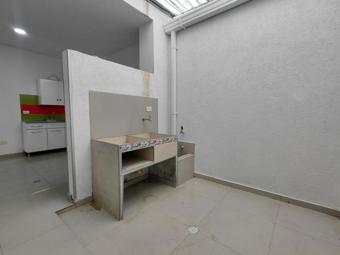 Local en arriendo en Champagnat, Cali, 360 m² · foto 8 de 24