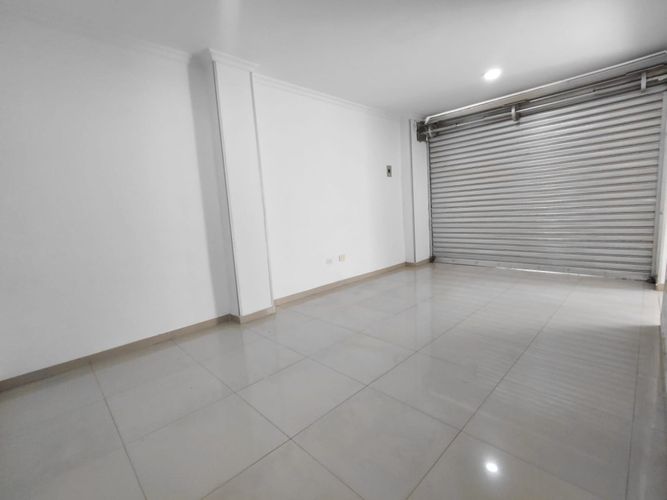 Local en arriendo en Champagnat, Cali, 360 m² · foto 10 de 24