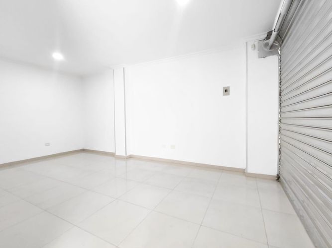 Local en arriendo en Champagnat, Cali, 360 m² · foto 11 de 24