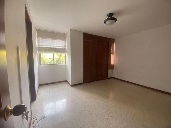 Apartamento de 4 alcobas en venta en Santa Monica, Cali, 110 m² · foto 7 de 12