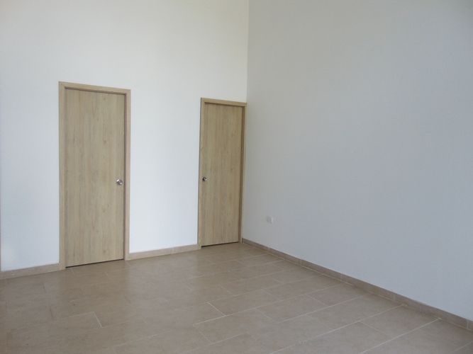 Local en arriendo en Manga, Cartagena, 25 m² · foto 5 de 11