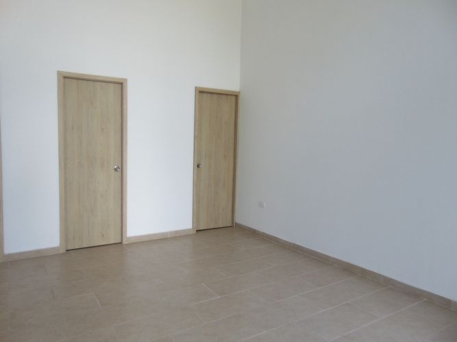 Local en arriendo en Manga, Cartagena, 25 m² · foto 6 de 11