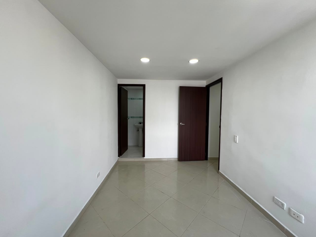 Apartamento en venta en El Poblado, Medellín · foto 10 de 13