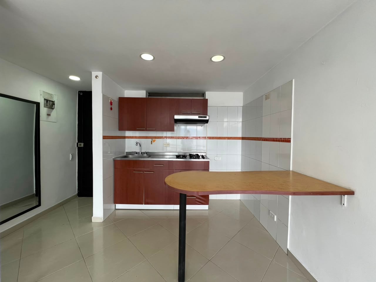 Apartamento en venta en El Poblado, Medellín · foto 3 de 13