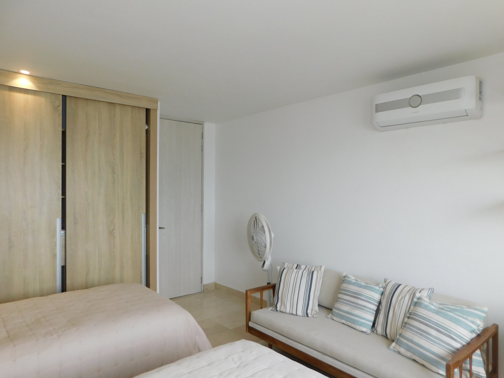 Apartamento en arriendo en El Laguito, Cartagena · foto 18 de 24