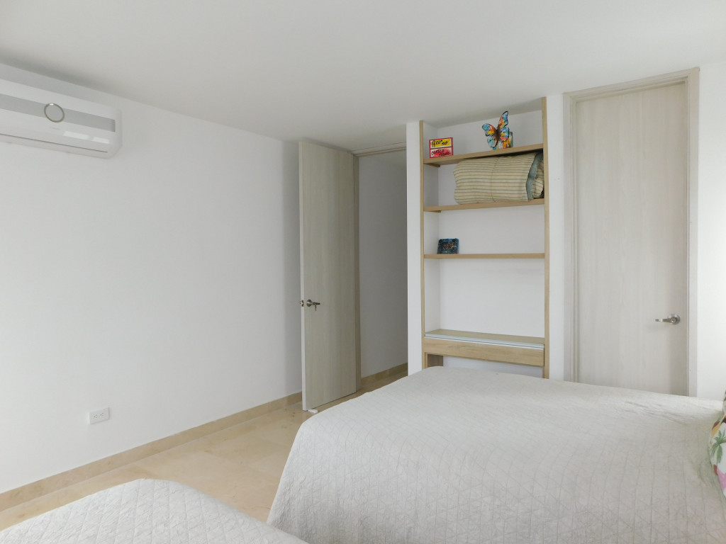 Apartamento en arriendo en El Laguito, Cartagena · foto 22 de 24