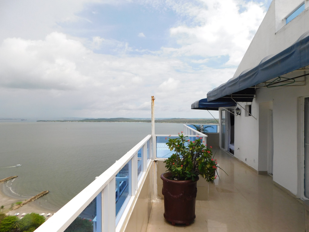 Apartamento en venta en El Laguito, Cartagena · foto 7 de 24
