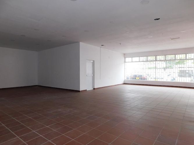 Local en arriendo en Amberes, Cartagena, 237 m² · foto 8 de 12