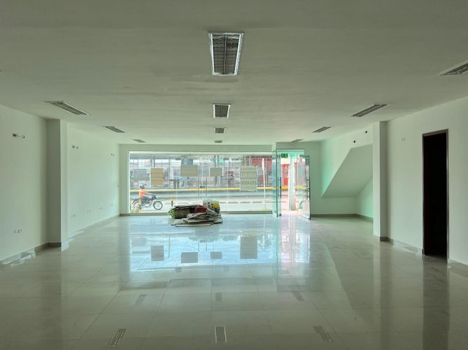 Local en arriendo en Amberes, Cartagena, 430 m² · foto 2 de 16