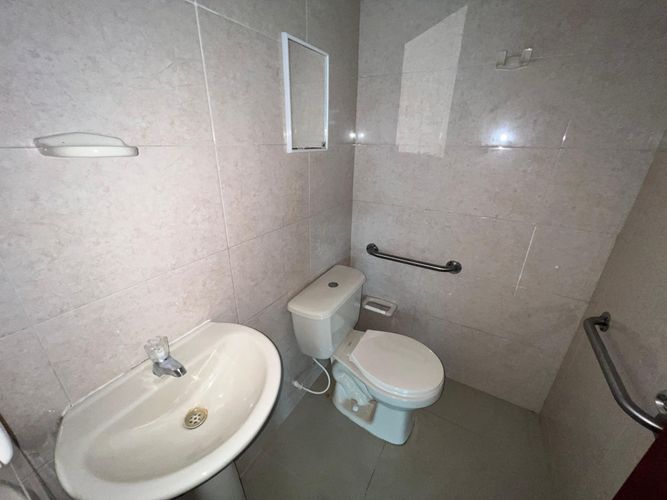 Local en arriendo en Amberes, Cartagena, 430 m² · foto 10 de 16