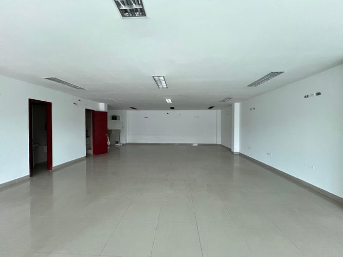 Local en arriendo en Amberes, Cartagena, 430 m² · foto 15 de 16