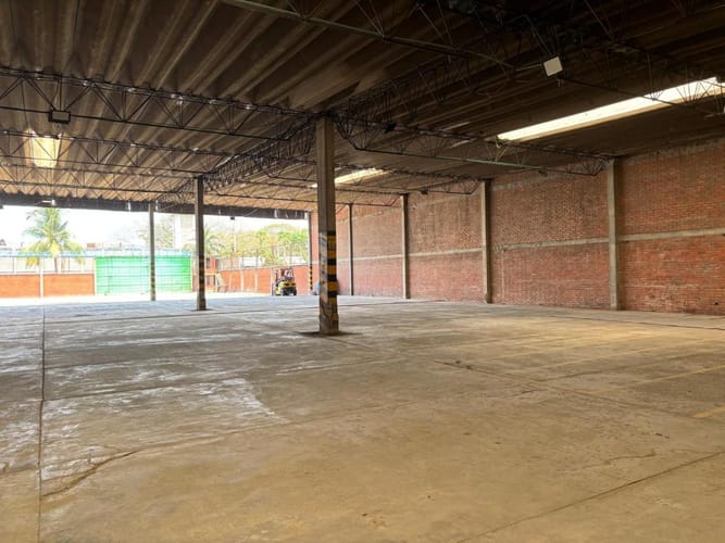 Bodega en arriendo en Ternera, Cartagena, 1800 m² · foto 6 de 13