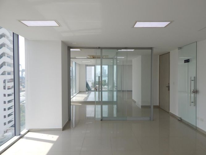 Oficina en venta en Manga, Cartagena, 65 m² · foto 4 de 7