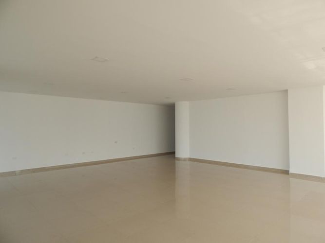 Oficina en arriendo en Bocagrande, Cartagena, 131 m² · foto 7 de 11