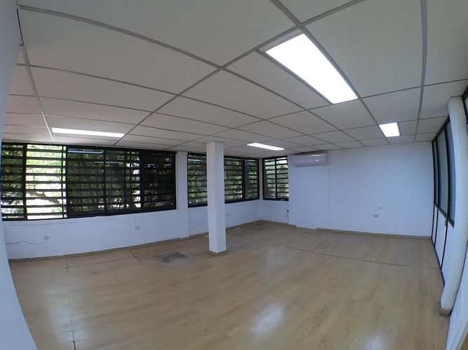 Bodega en arriendo en Albornoz, Cartagena, 1500 m² · foto 12 de 18