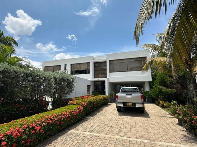 Casa de 3 alcobas en venta en Barceloneta, Cartagena, 440 m² · foto 2 de 24