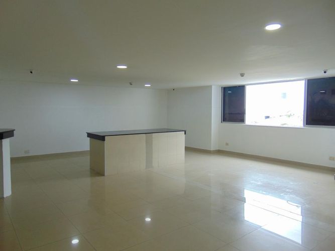 Local en arriendo en Bocagrande, Cartagena, 88 m² · foto 2 de 9