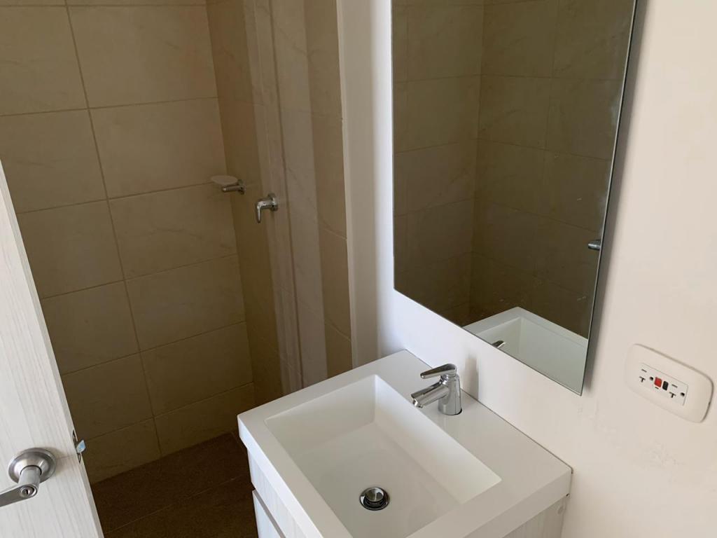Apartamento en venta en Urbanizacion El Country, Cartagena · foto 10 de 15