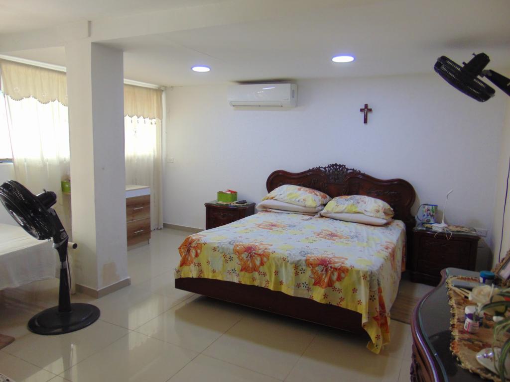 Apartamento en venta en Manga, Cartagena · foto 8 de 16