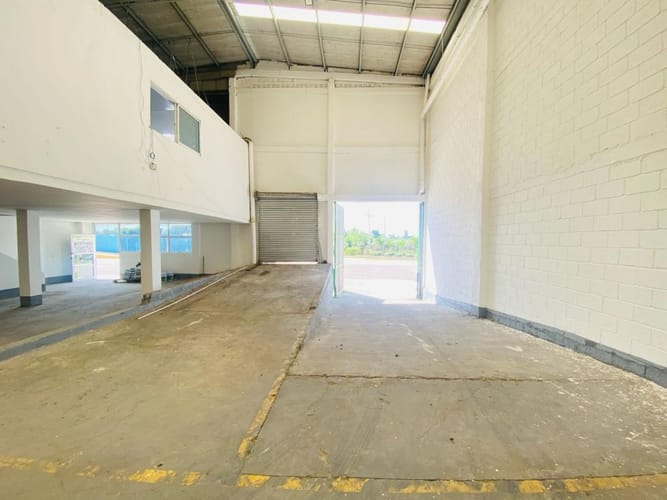 Bodega en venta en Mamonal, Cartagena, 825 m² · foto 3 de 14