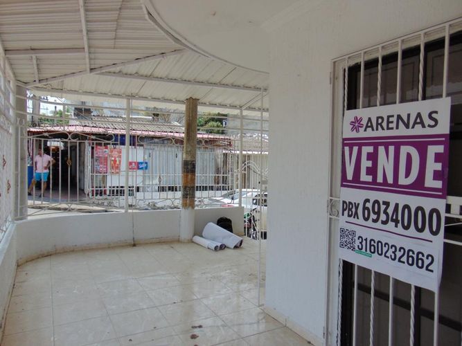Casa de 4 alcobas en venta en El Country, Cartagena · foto 5 de 24