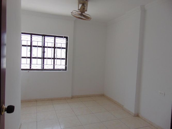 Casa de 4 alcobas en venta en El Country, Cartagena · foto 10 de 24