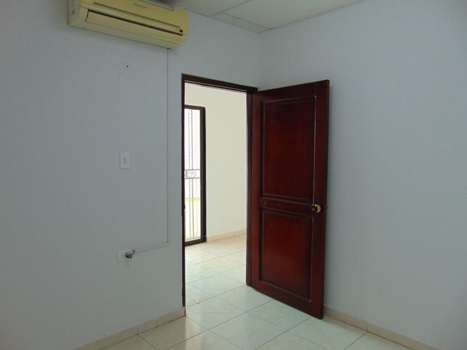 Casa de 4 alcobas en venta en El Country, Cartagena · foto 21 de 24