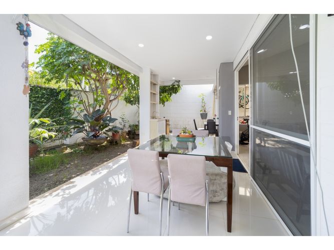 Casa de 4 alcobas en venta en El Castillo, Jamundí, 156 m² · foto 3 de 24