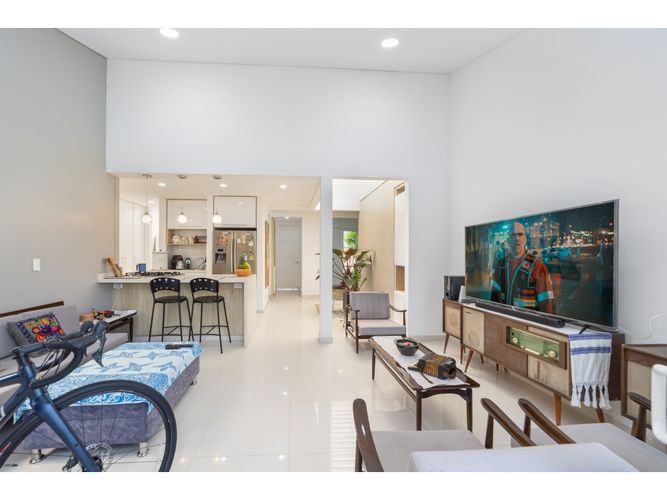 Casa de 4 alcobas en venta en El Castillo, Jamundí, 156 m² · foto 4 de 24